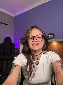 Tallulah Kinky online show from May 8, 5:17 pm