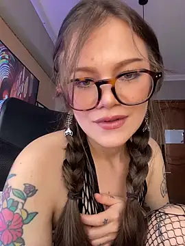 Tallulah Kinky online show from April 10, 8:49 pm