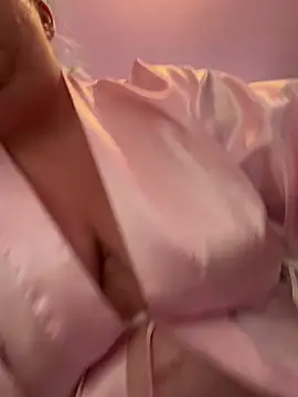 KawaiiKiki 247 online show from July 17, 2:03 pm
