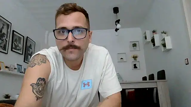 yanick931 online show from May 25, 12:59 pm