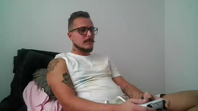 yanick931 online show from April 4, 2:34 pm