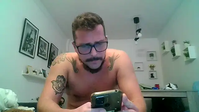 yanick931 online show from April 13, 12:36 am