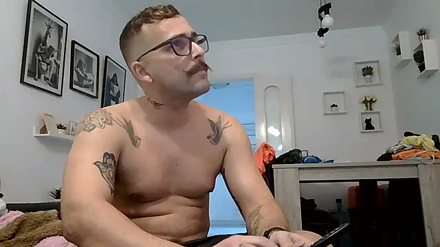 yanick931 online show from June 12, 4:05 pm