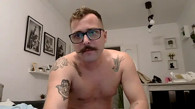 yanick931 online show from May 15, 11:25 pm