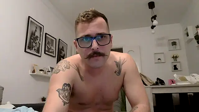 yanick931 online show from May 15, 11:14 pm