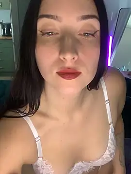 BADFOXXXY online show from March 22, 9:55 am