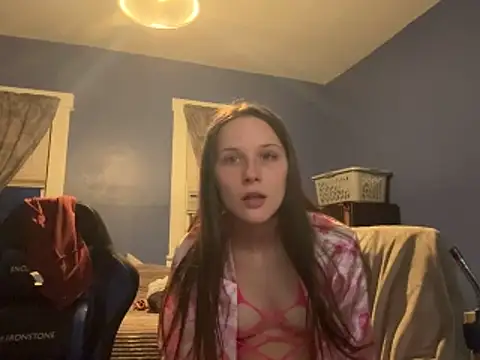 urfavgamergurl online show from March 29, 12:34 am