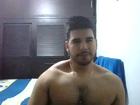 LatinBeardCali online show from March 18, 2:08 pm