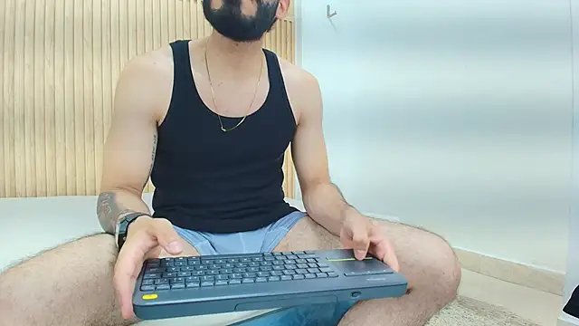 JEAN LEWIS2 online show from March 24, 8:09 pm