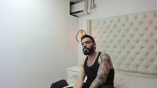 JEAN LEWIS2 online show from April 13, 8:13 pm