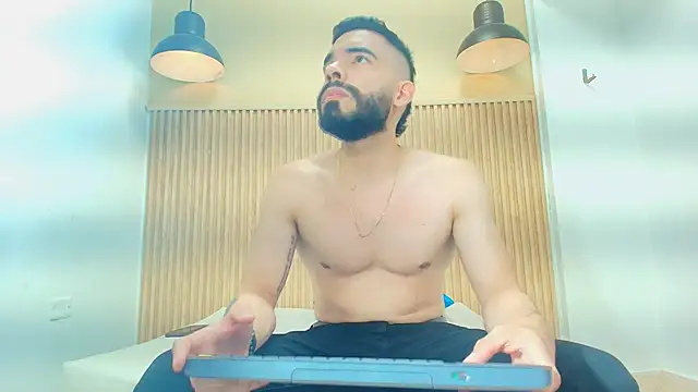 JEAN LEWIS2 online show from March 28, 7:37 pm