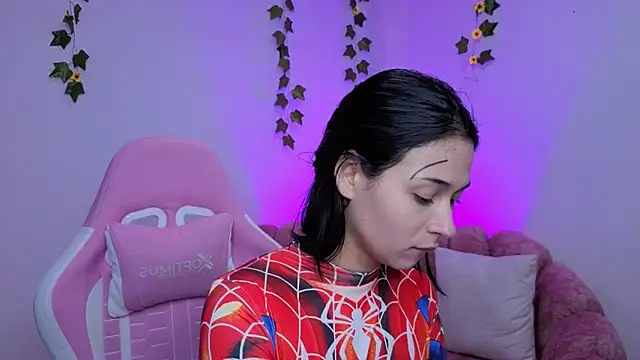 miss  madison online show from March 18, 7:48 pm