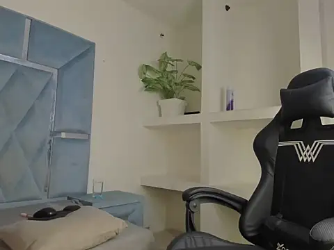 kiaraht online show from April 10, 4:52 am