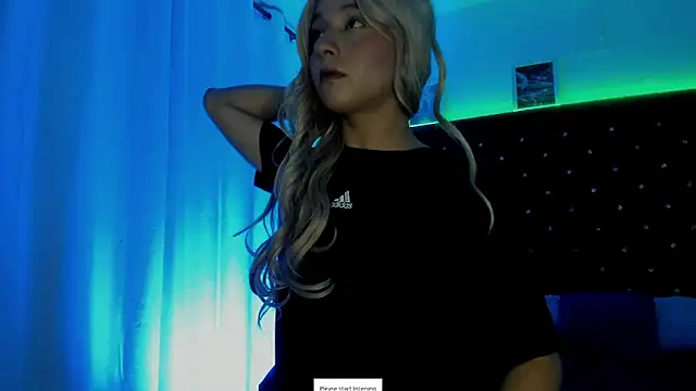BellaRoge online show from June 1, 4:45 am