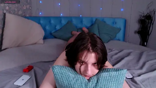 Snapshot of delalex chatting on March 12, 8:02 pm delalex online show from March 12, 8:02 pm