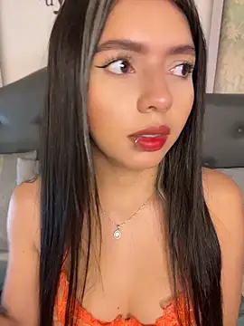 LolliePopsXXX online show from April 22, 1:07 pm