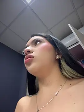 LolliePopsXXX online show from July 22, 1:02 pm
