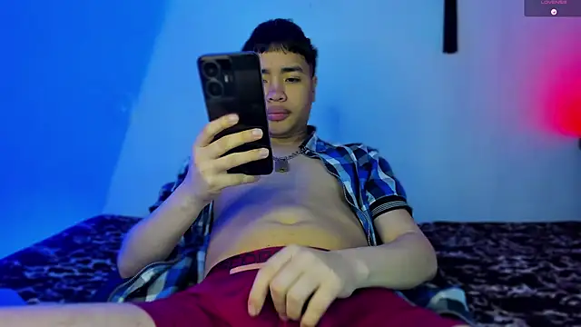 Lee Colee online show from March 12, 11:53 pm