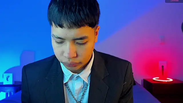 Lee Colee online show from March 18, 10:54 pm