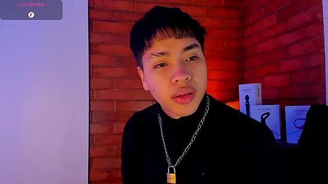 Lee Colee online show from April 10, 12:28 am