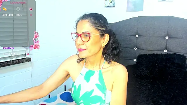 Snapshot of Antonella_Rizzo01 chatting on May 22, 11:14 pm Antonella Rizzo01 online show from May 22, 11:14 pm