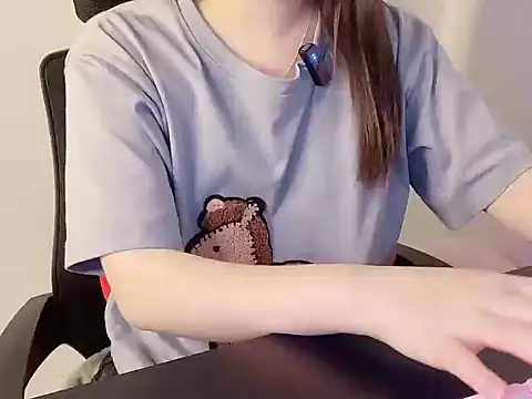 hunhun122 online show from April 20, 10:33 pm