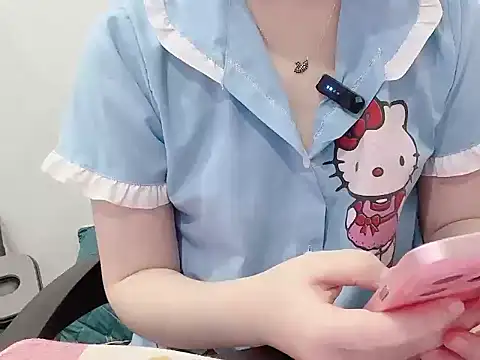 hunhun122 online show from April 8, 12:28 pm