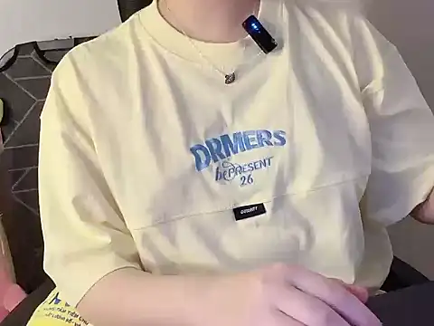 hunhun122 online show from April 10, 3:52 pm