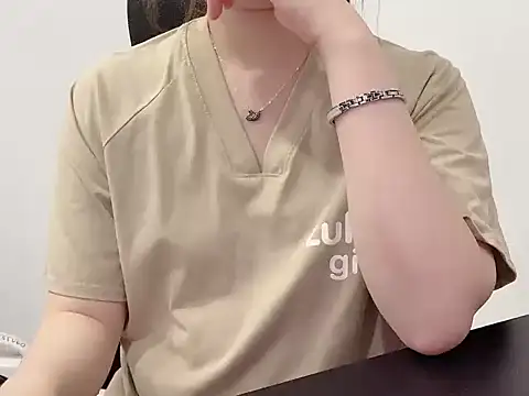 Snapshot of hunhun122 chatting on June 9, 5:25 pm hunhun122 online show from June 9, 5:25 pm
