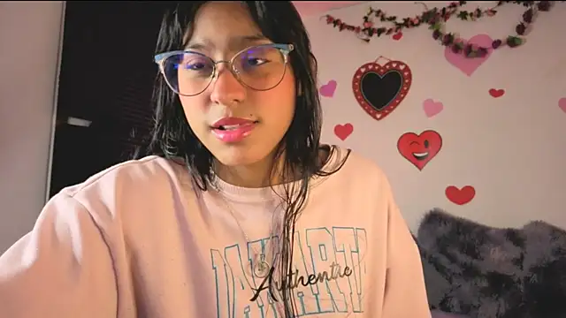 PaulaCutexs online show from March 25, 5:51 am