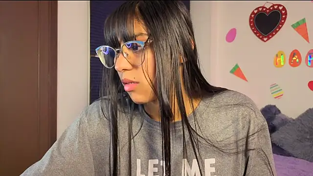 PaulaCutexs online show from April 23, 6:09 am