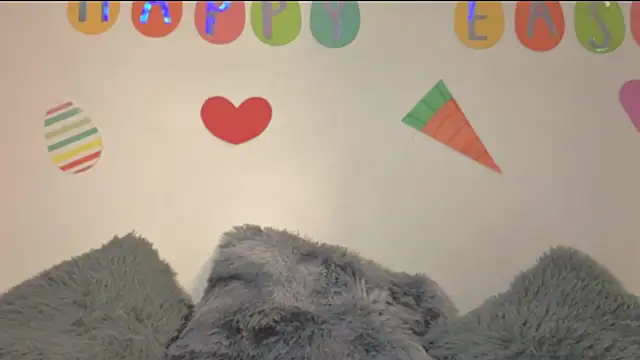 PaulaCutexs online show from March 27, 8:26 am