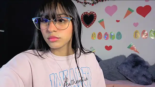 PaulaCutexs online show from April 19, 4:02 am