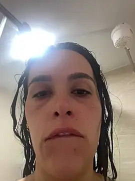 leila moretti online show from March 30, 6:20 pm