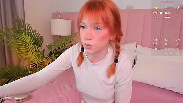 lisa sunny  online show from March 23, 11:59 pm