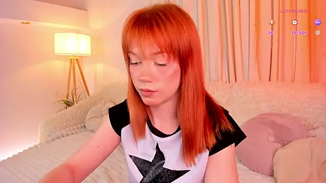 lisa sunny  online show from March 19, 10:21 pm
