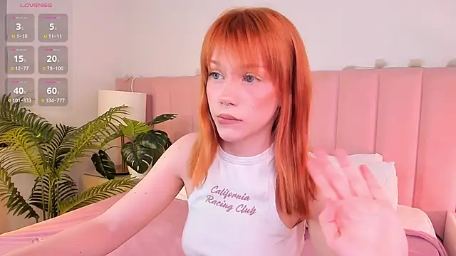 lisa sunny  online show from March 22, 10:33 pm