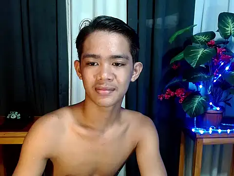 Snapshot of boynextdoorjosh chatting on June 11, 6:54 am boynextdoorjosh online show from June 11, 6:54 am
