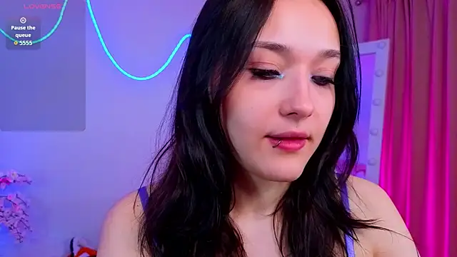 DarcyBlackwood online show from May 29, 1:11 am