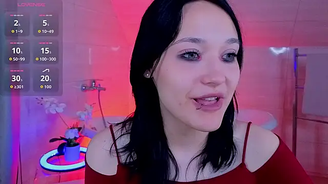 DarcyBlackwood online show from June 17, 1:27 am