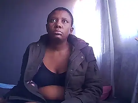 LustyMilfXO online show from March 11, 6:51 am