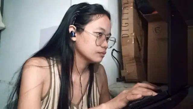 Snapshot of JenetteCarnley chatting on March 16, 12:29 am JenetteCarnley online show from March 16, 12:29 am