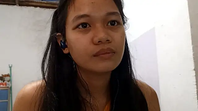 Snapshot of JenetteCarnley chatting on March 13, 1:54 am JenetteCarnley online show from March 13, 1:54 am