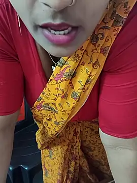 Snapshot of sweety000111 chatting on March 16, 5:44 am sweety000111 online show from March 16, 5:44 am