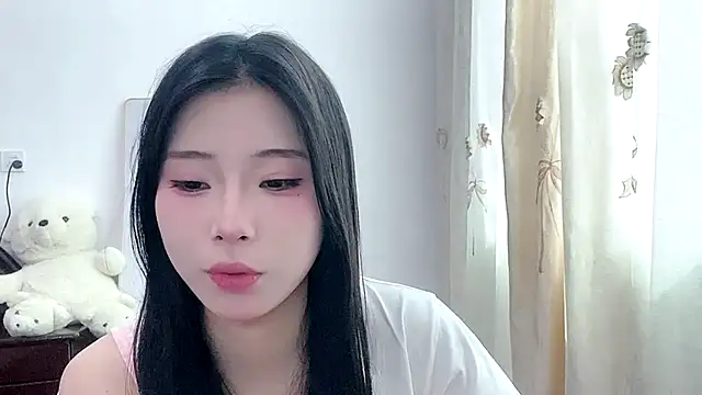 yiyibaby2026 online show from April 4, 2:18 am