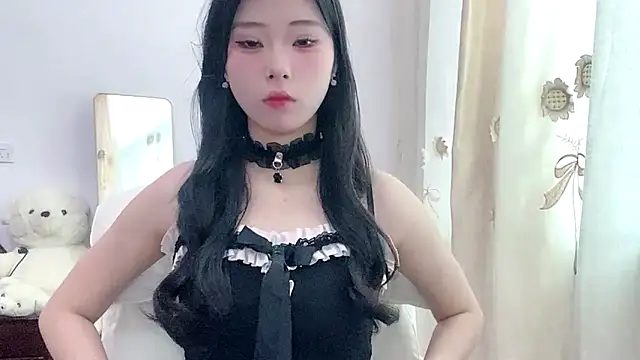 yiyibaby2026 online show from April 7, 2:35 am