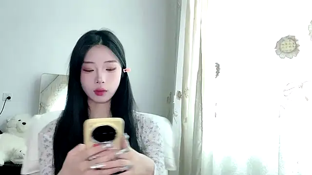 yiyibaby2026 online show from April 29, 2:05 am