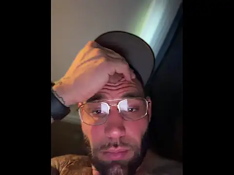 Tattedjefe online show from June 15, 2:17 pm