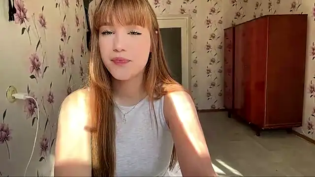 AnnaWasp online show from June 18, 5:50 am