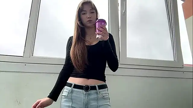 AnnaWasp online show from June 19, 5:24 am